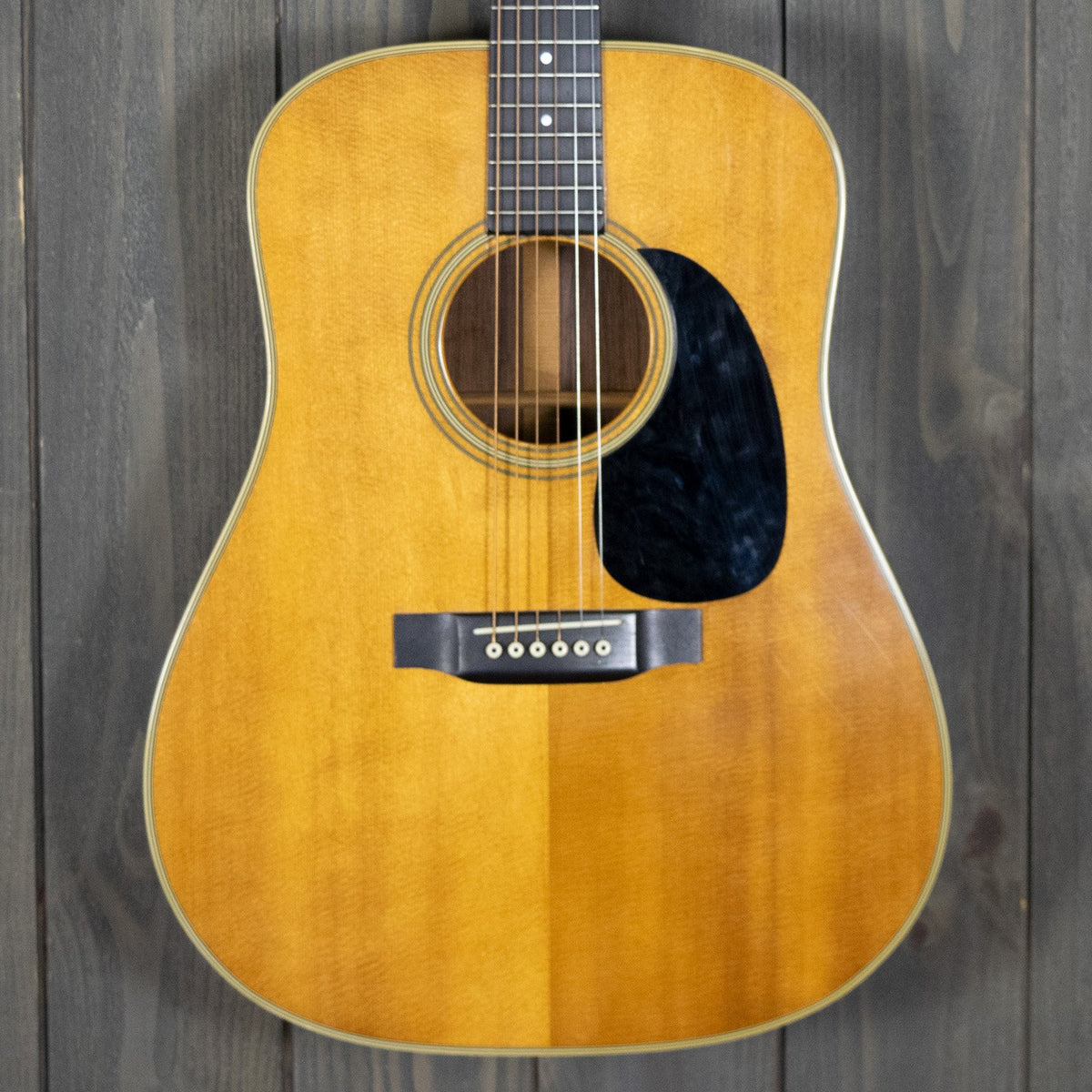 Martin D-28 w/ HSC (Vintage - 1967)