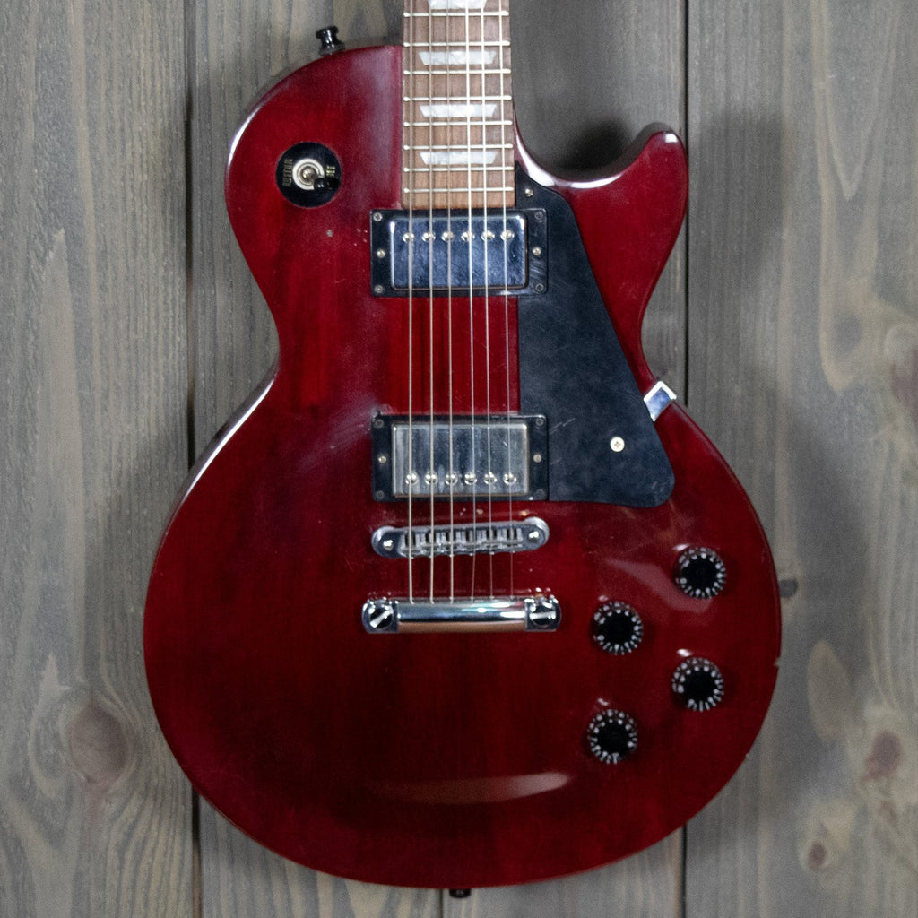 Gibson Les Paul Studio Cherry w/ HSC (Used - 2003)