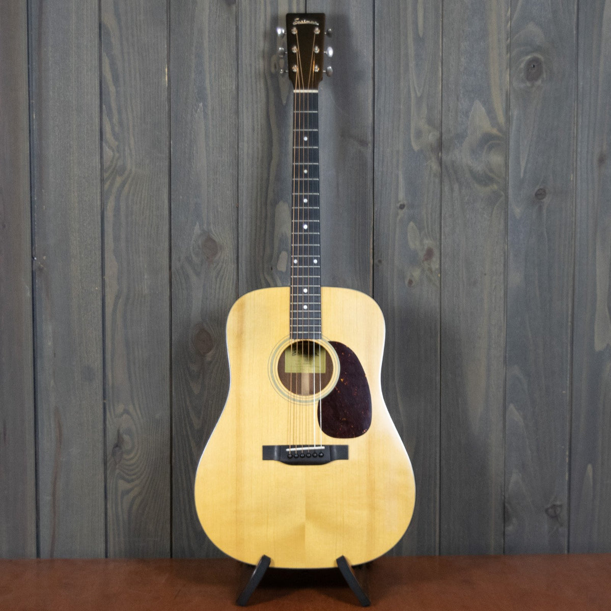 Eastman E1D w/ Gig Bag (Used - 2021)
