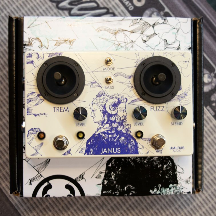 Walrus Audio Janus Fuzz/Tremolo with Joystick Control