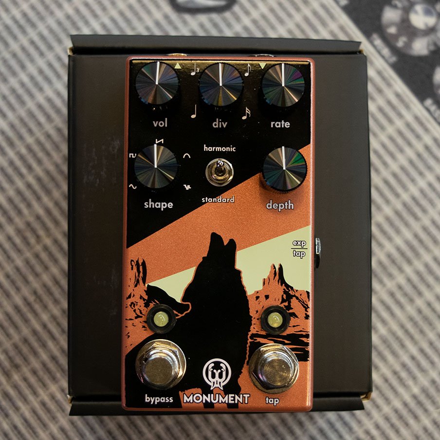 Walrus Audio Monument Harmonic Tap Tremolo V2