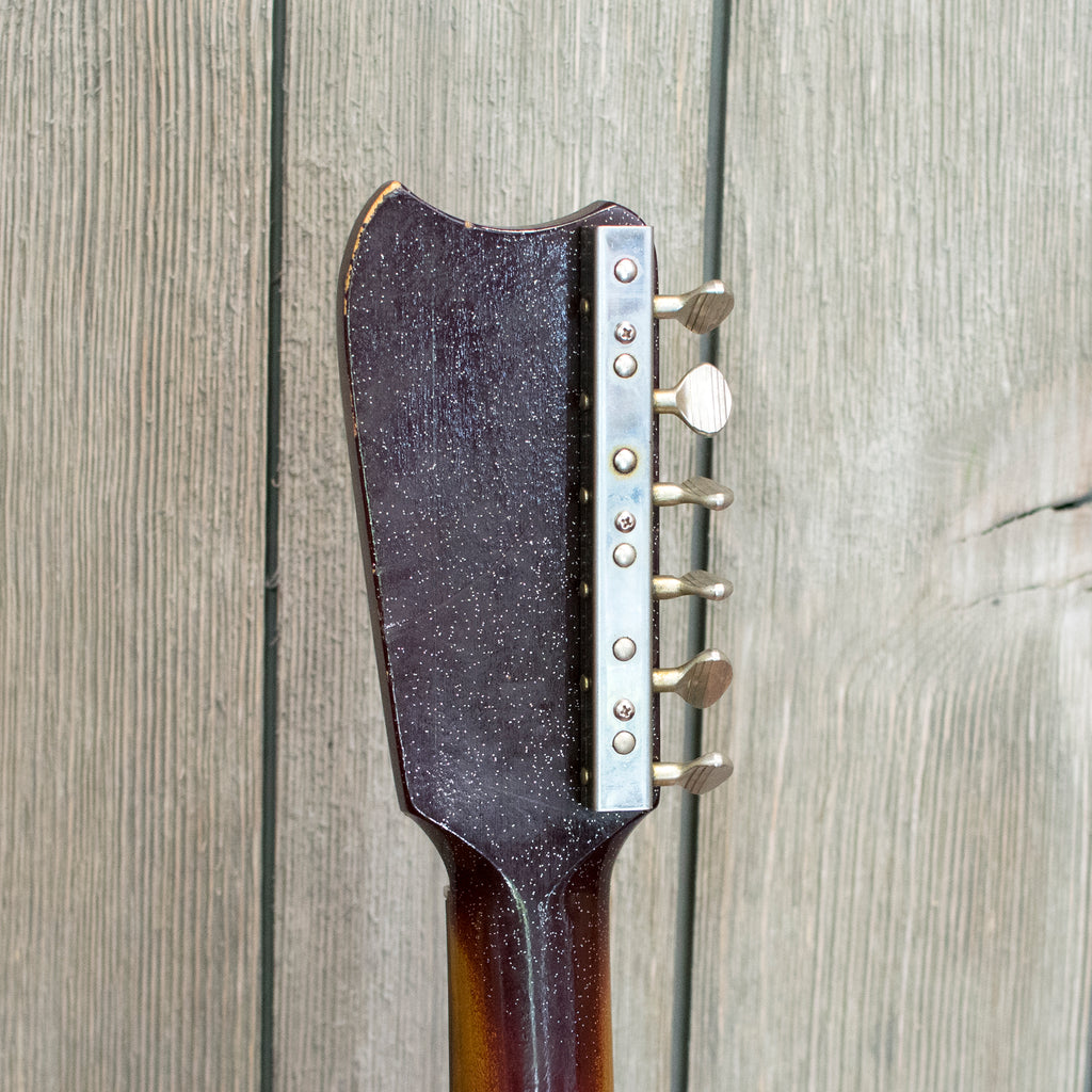 Silvertone Model 1457 &amp; Amp-In-Case (Vintage - 1960’s)