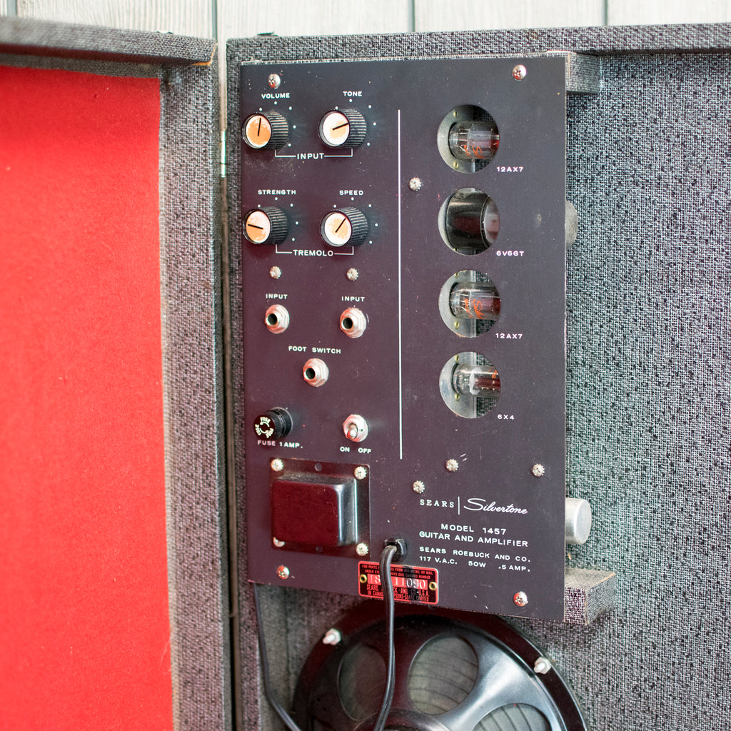 Silvertone Model 1457 &amp; Amp-In-Case (Vintage - 1960’s)
