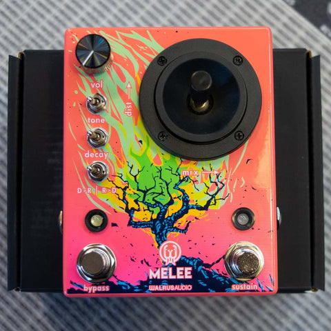 Used EHX Micro Synth w/ Box