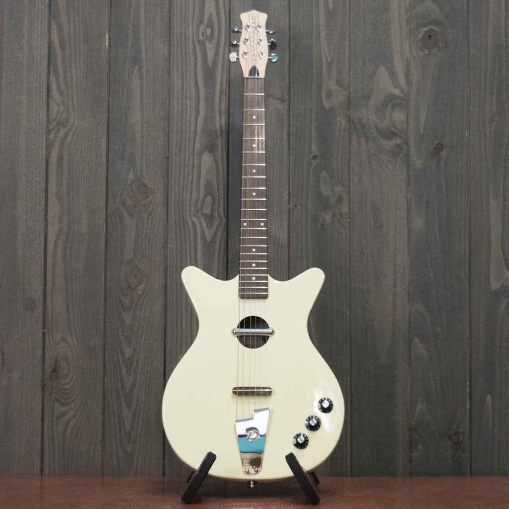 Danelectro Convertible w/ gig bag (Used - Recent)