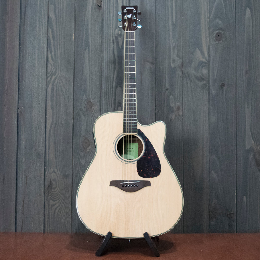 Yamaha FGX820C Acoustic/Electric (Used - Recent)